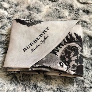 Burberry scarf/twilly/bandeau. Silk black/greys
